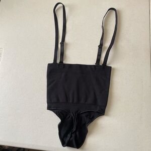 NEW SKIMS Seamless Sculpt High Waisted-Thong Onyx Size XS‎